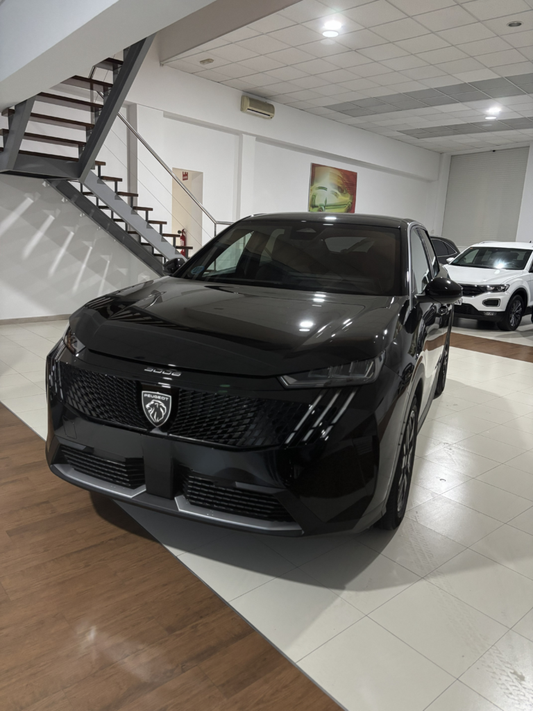 VENDIDO | PEUGEOT 3008 ALLURE HYBRID 145CV e-DCS6